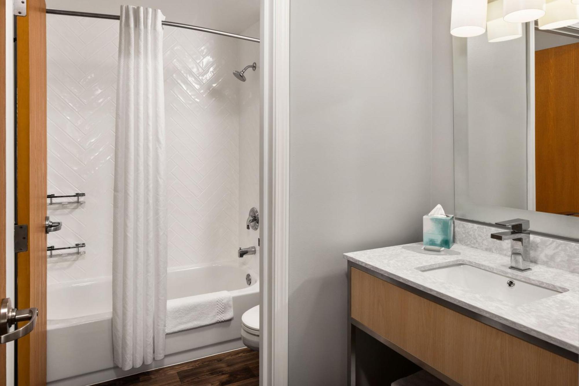 Towneplace Suites Chicago Lombard Exterior photo