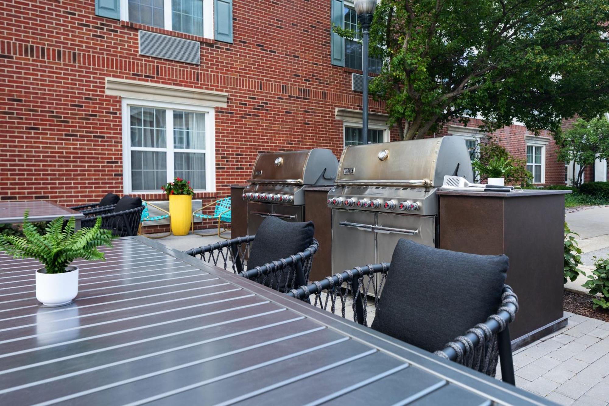 Towneplace Suites Chicago Lombard Exterior photo