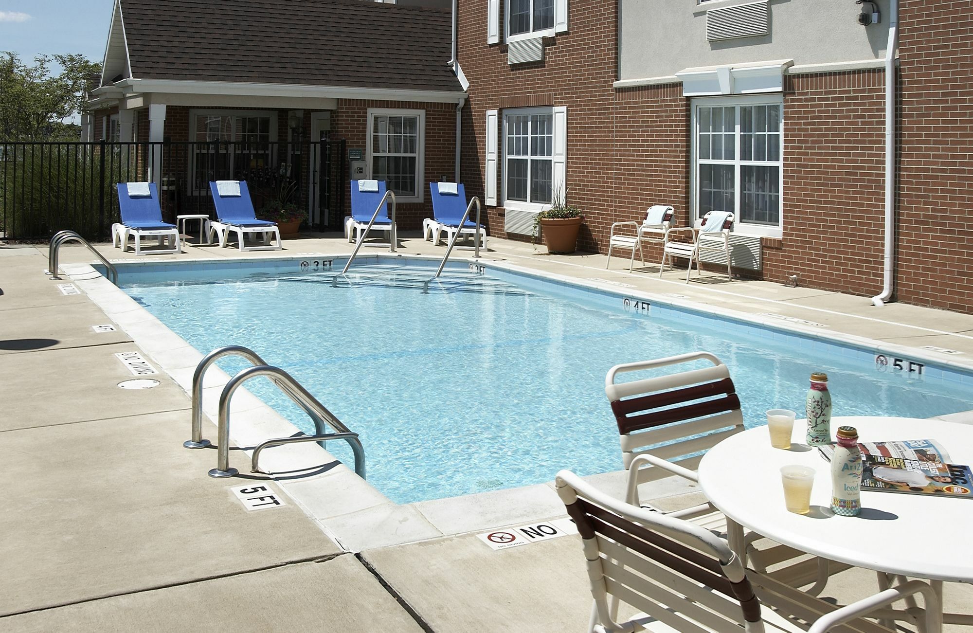 Towneplace Suites Chicago Lombard Exterior photo